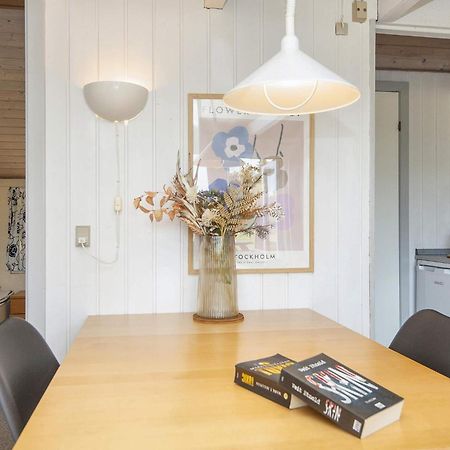 6 Person Holiday Home On A Holiday Park In Hemmet 外观 照片